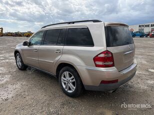 سيارة Mercedes-Benz GL320