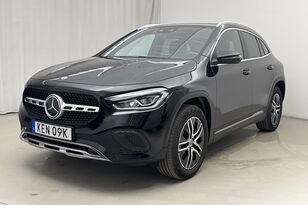 автомобиль Mercedes-Benz GLA