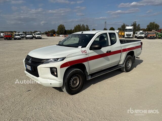 Mitsubishi L200 auto - Autoline