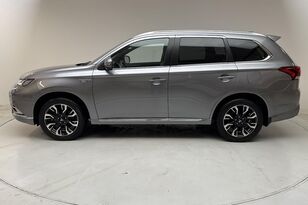 Mitsubishi Outlander car