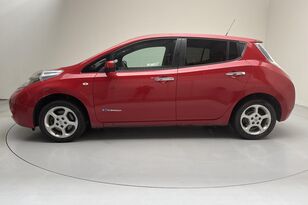 سيارة Nissan LEAF