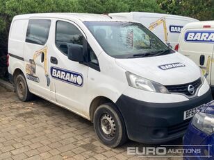 automobile Nissan NV200