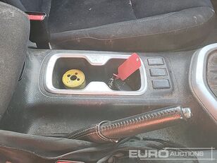 Vozilo Nissan Navara naprodaj - Slika 22 | Autoline SI Vozilo Nissan Navara | Slika 22 - Autoline