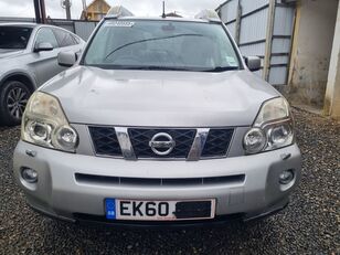 automobil Nissan X-Trail T31 2.0 2007 - 2013