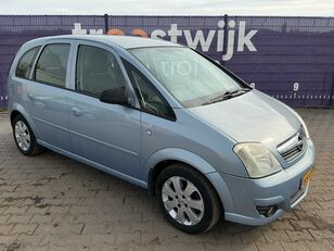 سيارة Opel Meriva 1.6-16V Temptation