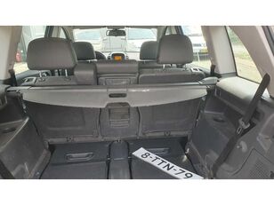 Automobile Opel Zafira in vendita - Immagine 10 | Autoline IT Automobile Opel Zafira | Immagine 10 - Autoline