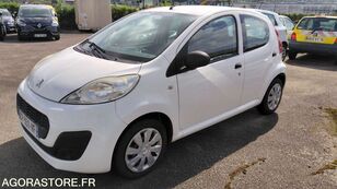 Peugeot 107 car