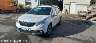 automobil Peugeot 2008