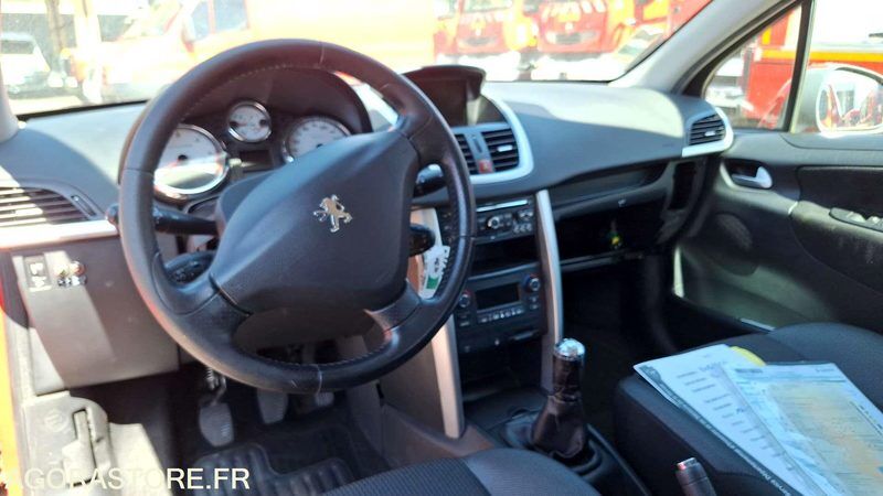 2011 Peugeot 207-47265445