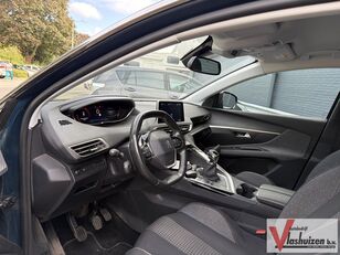automobile Peugeot 3008