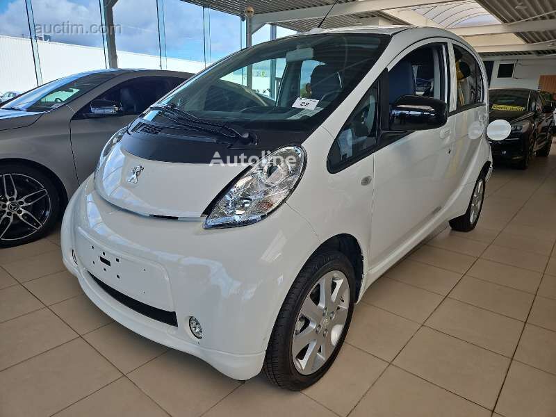 Peugeot iOn car - Autoline