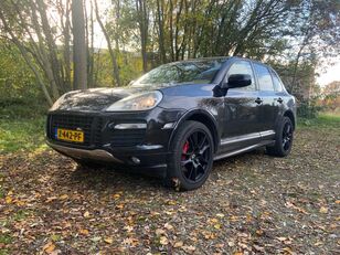 سيارة Porsche Cayenne 4.8 GTS