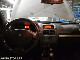 автомобиль Renault CLIO