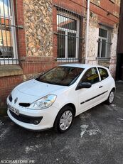 Renault CLIO automobil