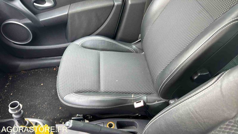 2010 رينو Clio-46357443