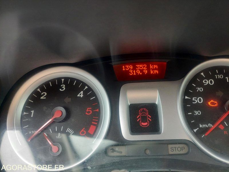 2011 رينو Clio-47057017