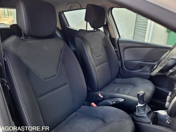 Renault CLIO IV-48474879