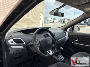 Renault Grand Scenic coche