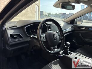 سيارة Renault Megane