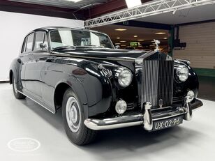 automobile Rolls-Royce Silver Cloud - ONLINE AUCTION