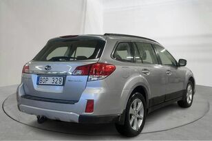 سيارة Subaru Outback