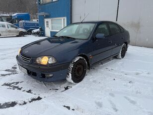 Toyota Avensis 2.0 Benzin manual ac car