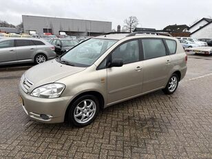 автомобиль Toyota Avensis Verso 2.0i Linea Luna 5p