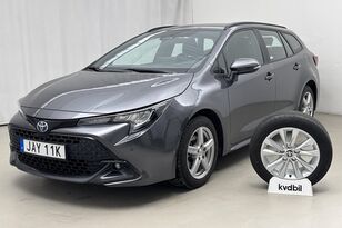 автомобиль Toyota Corolla