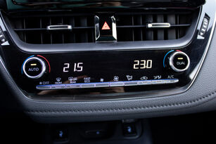 Venta de Toyota Corolla Combi TS 2.0 Hybrid e-CVT GR Sport coche - Imagen 28 | Autoline ES Toyota Corolla Combi TS 2.0 Hybrid e-CVT GR Sport coche | Imagen 28 - Autoline