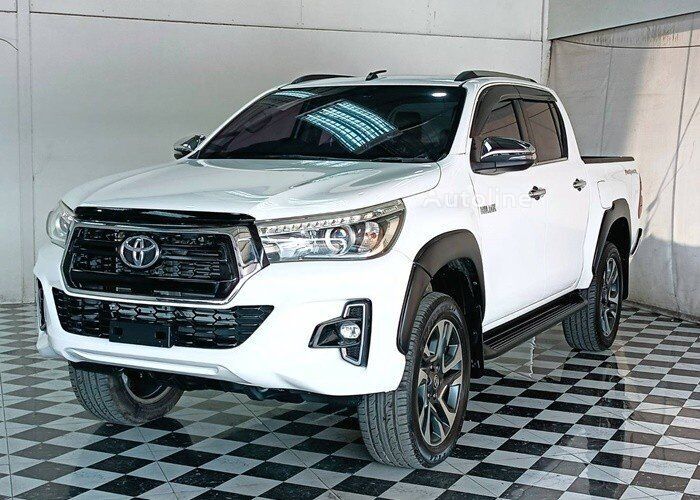 Carro Toyota HILUX - Autoline
