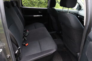 Toyota HILUX 3.0 D4D 4X4 INVINCIBLE PICKUP (2015) car for sale - Image 25 | Autoline NG Toyota HILUX 3.0 D4D 4X4 INVINCIBLE PICKUP (2015) car | Image 25 - Autoline