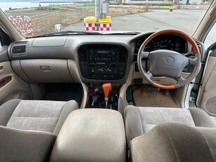 vozilo Toyota LAND CRUISER 100