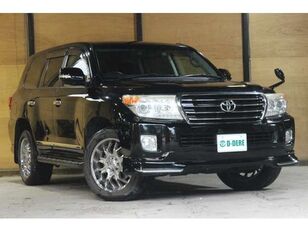 Toyota LAND CRUISER 200 car for sale - Image 12 | Autoline HK Toyota LAND CRUISER 200 car | Image 12 - Autoline