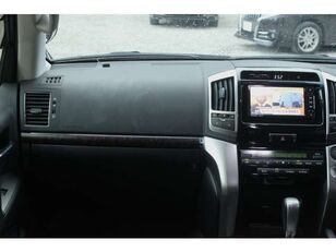 Toyota LAND CRUISER 200 car for sale - Image 15 | Autoline HK Toyota LAND CRUISER 200 car | Image 15 - Autoline