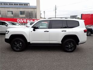 Купить автомобиль Toyota LAND CRUISER 300 - Изображение 28 | Autoline TJ Автомобиль Toyota LAND CRUISER 300 | Изображение 28 - Autoline