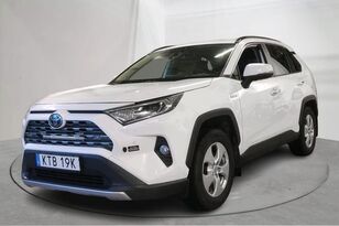 автомобиль Toyota RAV4