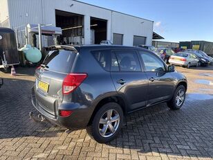 بيع سيارة Toyota RAV4 2.0 VVTi X-Style Navigator - صورة 7 | Autoline SY سيارة Toyota RAV4 2.0 VVTi X-Style Navigator | صورة 7 - Autoline