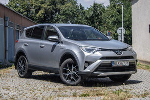 Toyota RAV4 AWD auto