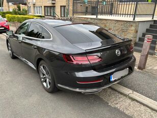Volkswagen Arteon 2.0 Toi 車