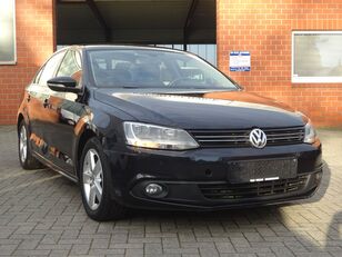 Volkswagen Jetta VI Comfortline car