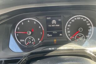 автомобиль Volkswagen Polo