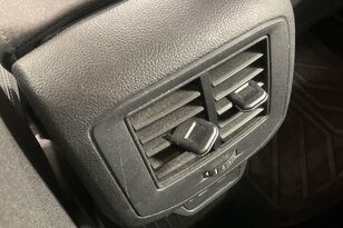 Volkswagen T-Roc bil