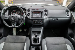 Automobil Volkswagen Tiguan R-Line 1.4 TSI 118 kW / NA SPLÁTKY / NA PROTIÚČET / de vânzare - Imagine 25 | Autoline RO Automobil Volkswagen Tiguan R-Line 1.4 TSI 118 kW / NA SPLÁTKY / NA PROTIÚČET / | Imagine 25 - Autoline