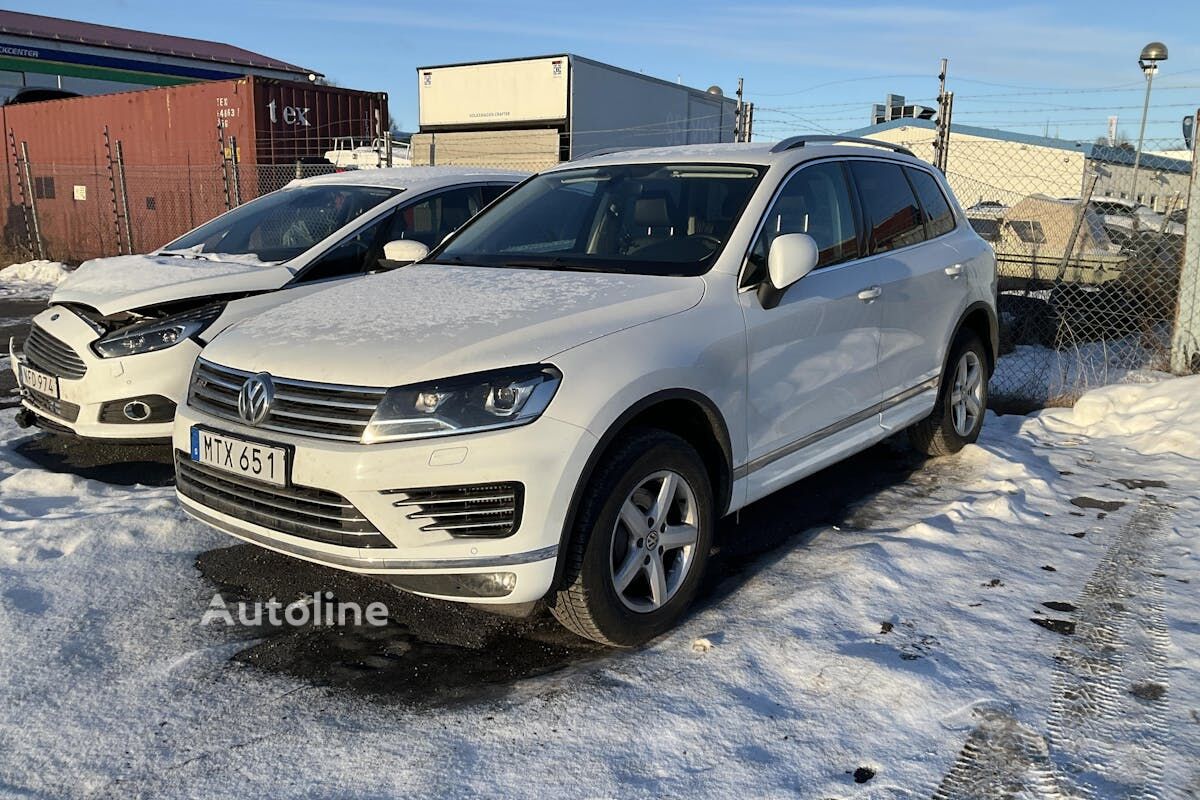 Volkswagen Touareg Auto - Autoline