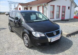 автомобиль Volkswagen Touran, 2,0 TDi