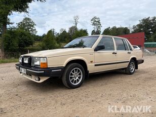 Volvo 740 GL bil