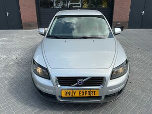 سيارة Volvo C30 1.6D DRIVe