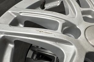 Volvo C70 automobil