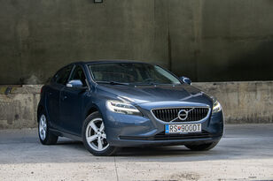 automobil Volvo V40