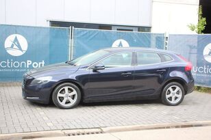 Volvo V40 car